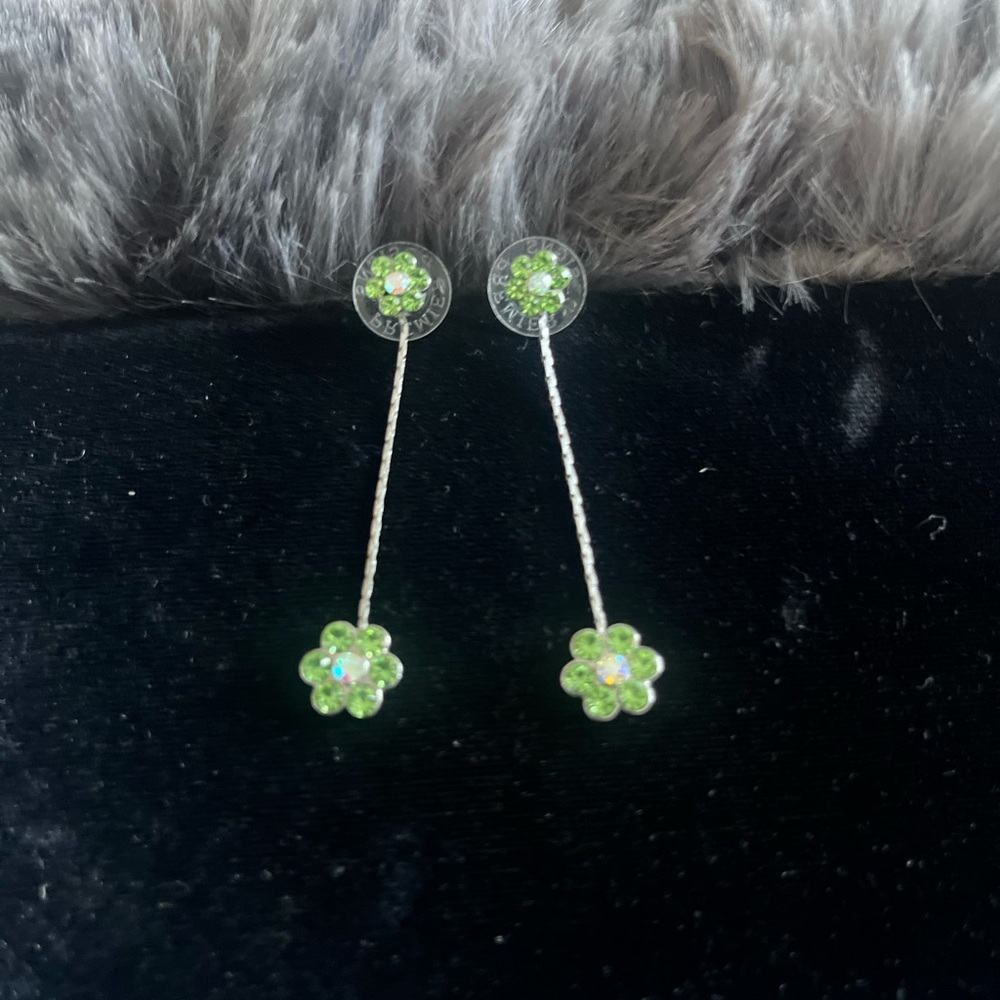 Green Flower Drop Earrings - Unbranded